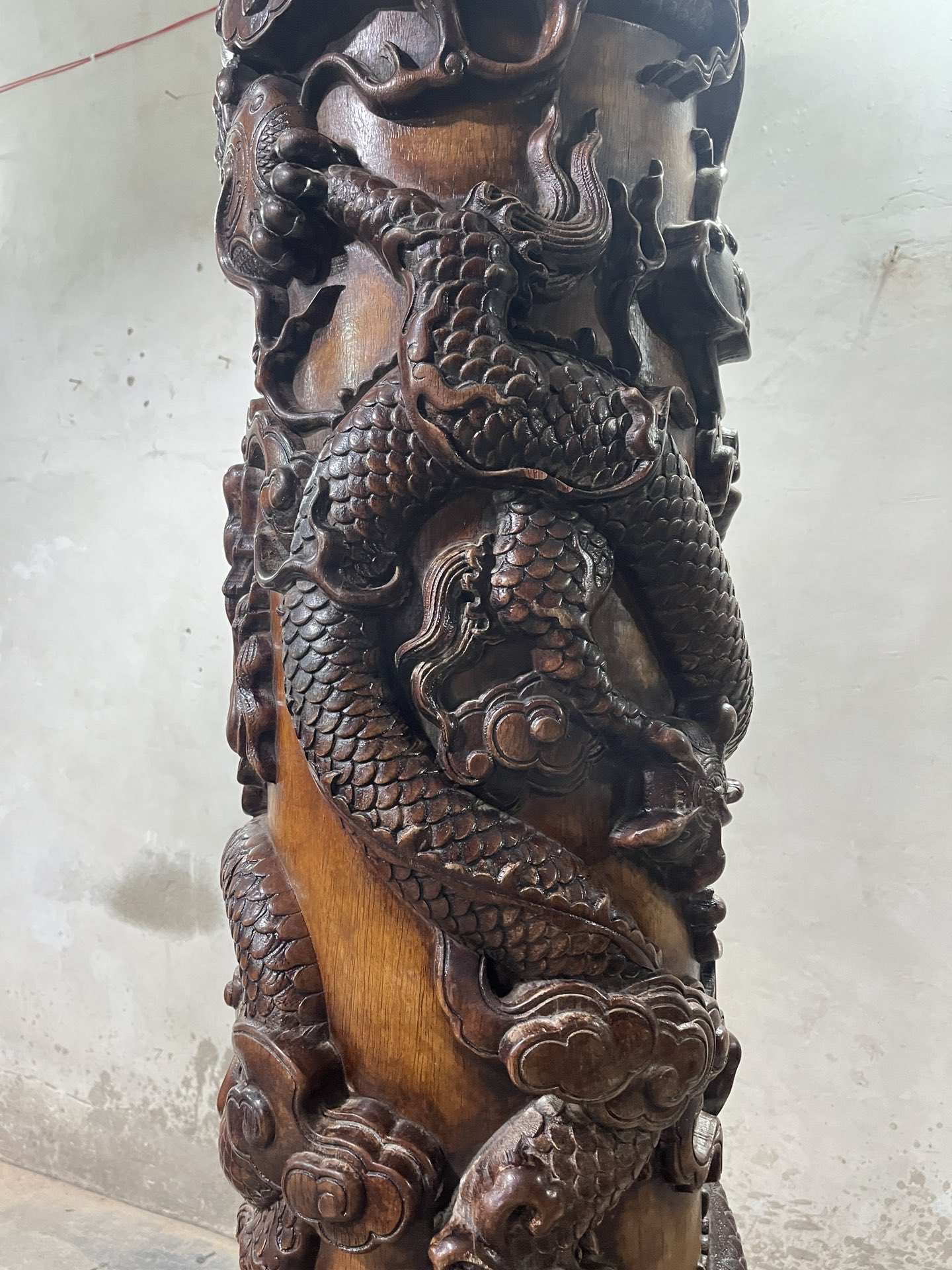 Qing Dynasty Huanghuali wood high-relief Qilin Xianbao Feng Shui a pair of pillars