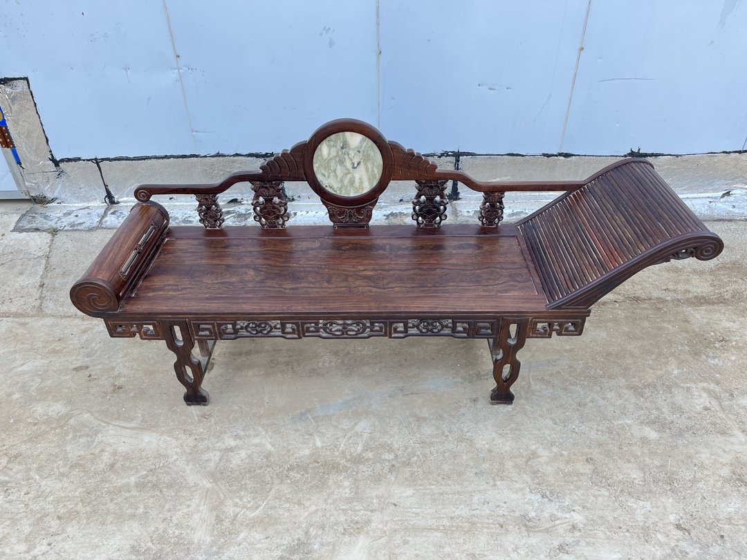 Qing Dynasty Rosewood mortise-and-tenon structure ox hair broken lines all over polished smooth bed
