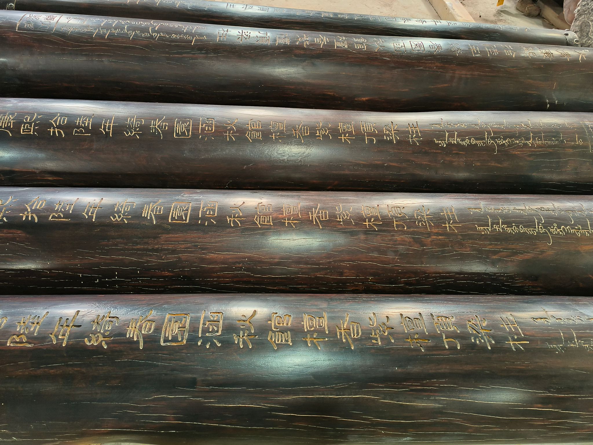 Qing Dynasty Red Sandalwood hand-engraved Manchu characters ceiling pillars