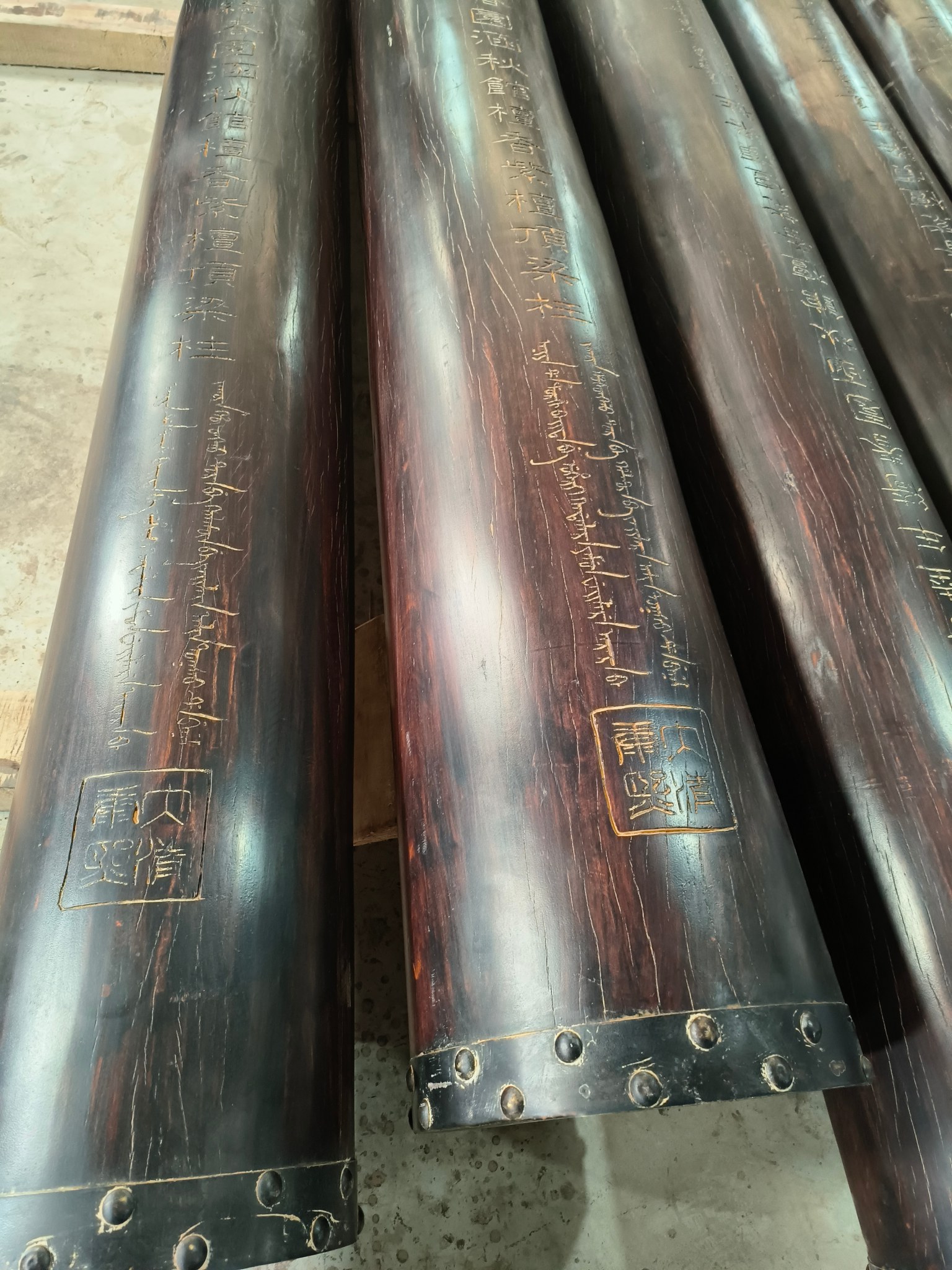 Qing Dynasty Red Sandalwood hand-engraved Manchu characters ceiling pillars