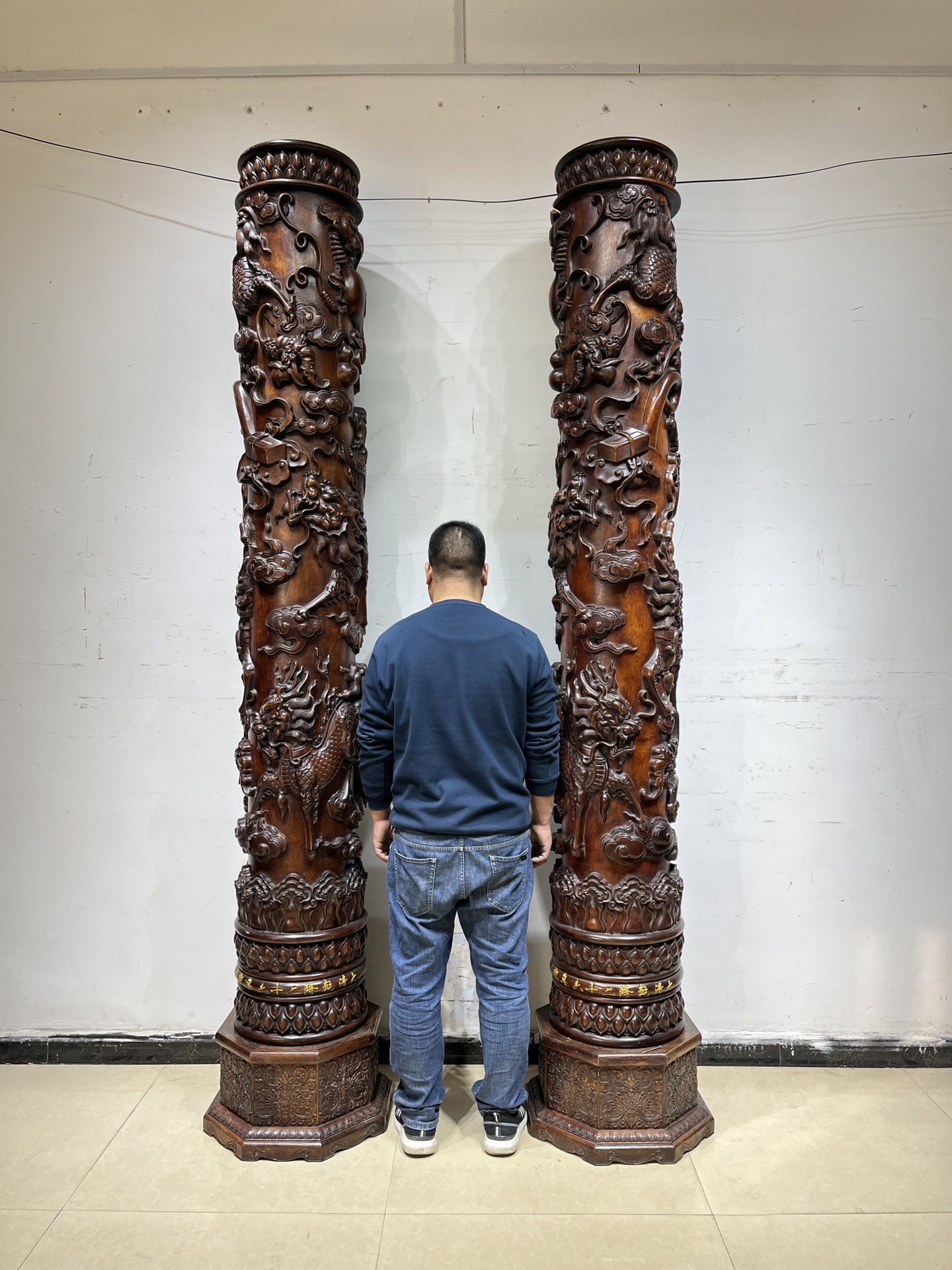 Qing Dynasty Huanghuali high-relief Qilin Xianbao Feng Shui a pair of pillars